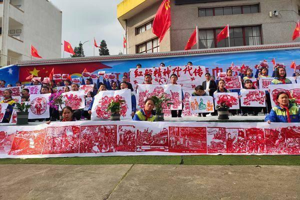 王治郅说18岁的时候每天都要和巩晓彬单挑学脚步，巩晓彬当年到底有多强？